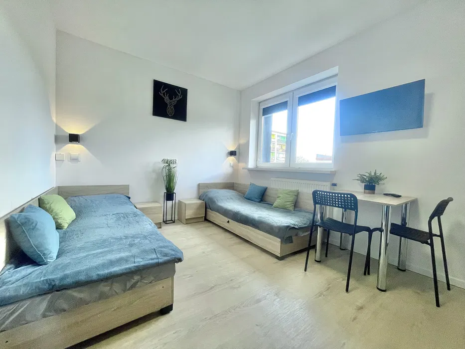 Komfortowy pokój z łóżkami